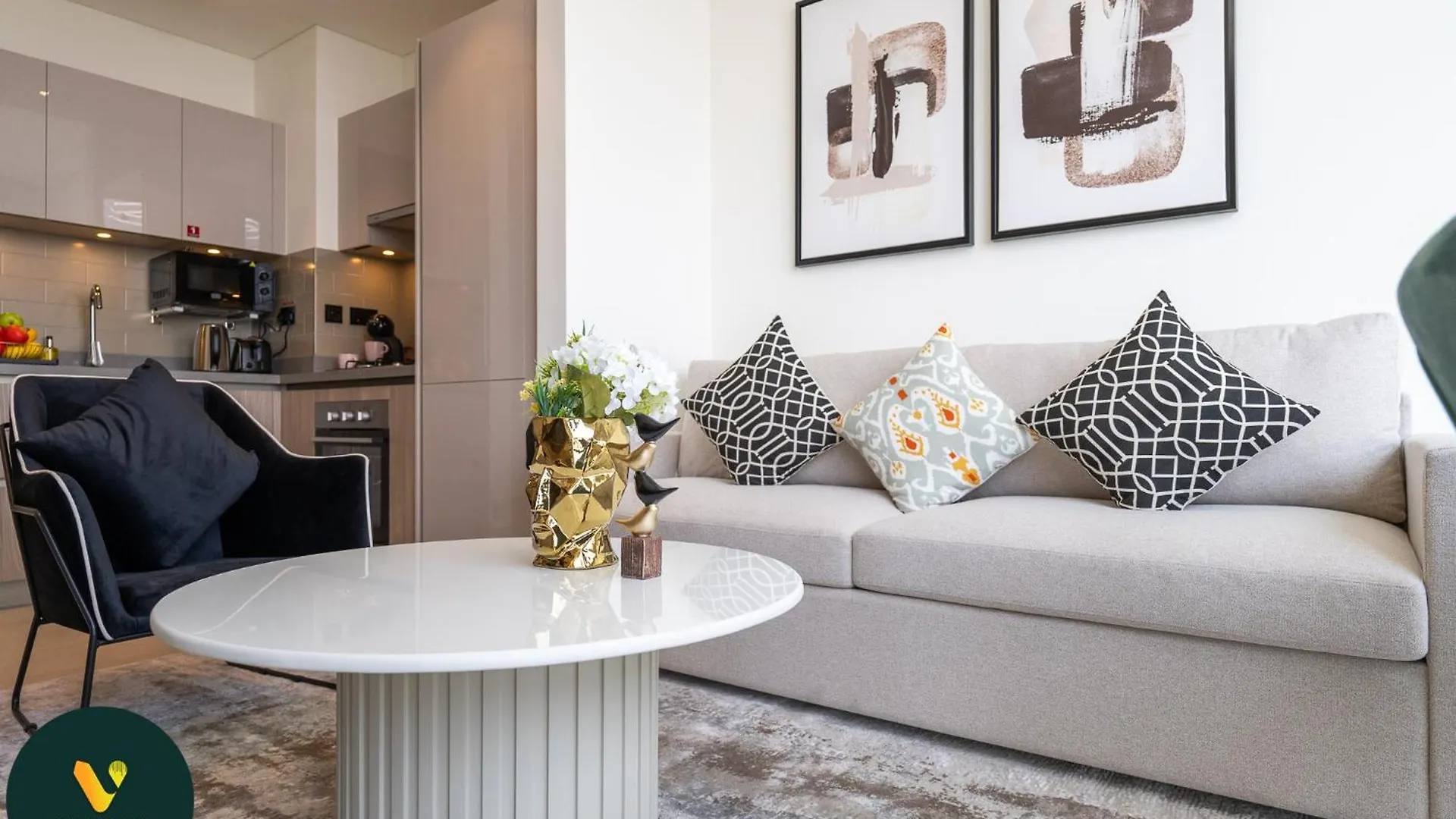 Vogue Sobha Hartland Lush Oasis Near Downtown Apartment Dubai